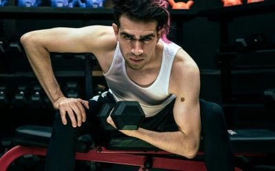 Pourquoi la technique en musculation prime sur la charge