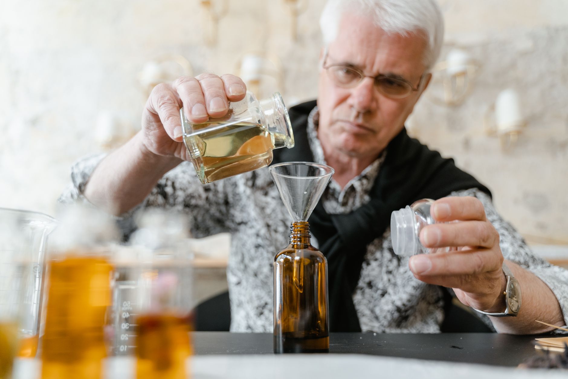 Comment des ateliers peuvent-ils aider les seniors à rester actifs et en bonne santé ?
